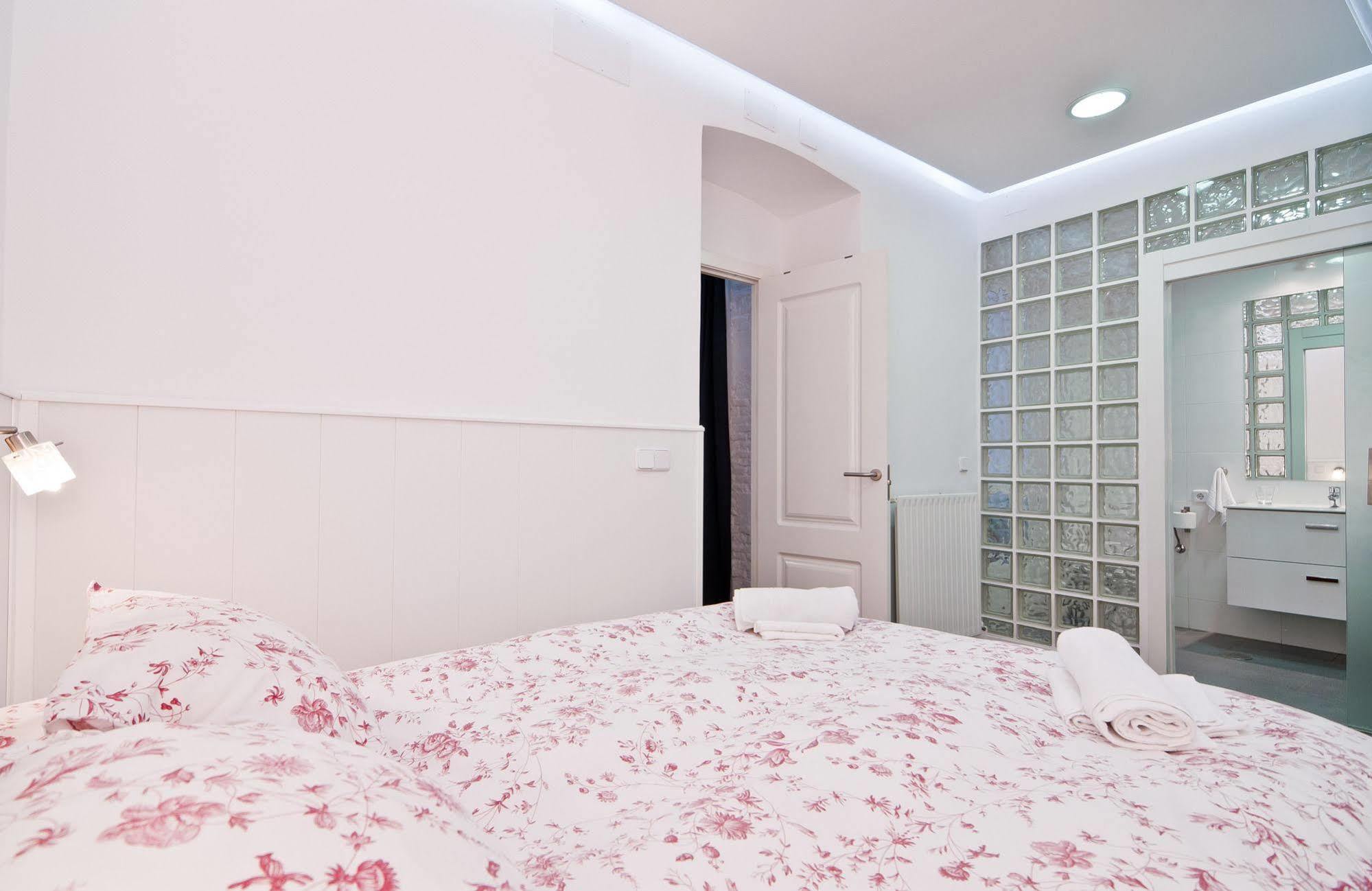 Apartamento Retiro Madrid Exterior photo